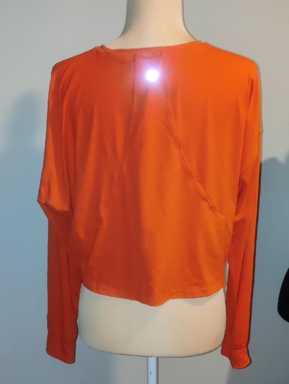 lululemon athletica Cropped Long-Sleeve Top in Bright Coral Red - Picture 4 of 7